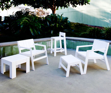 The Calcium Lounge Chair