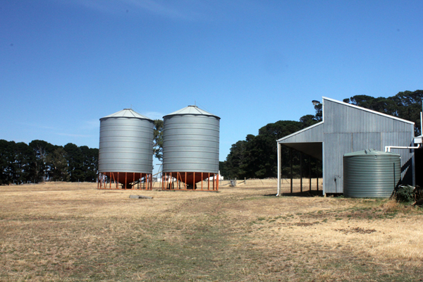 Grain storage on Bally Glunin Park near Hamilton, Victoria