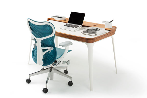 Mirra2-Chair-_-Airia-desk-(2)