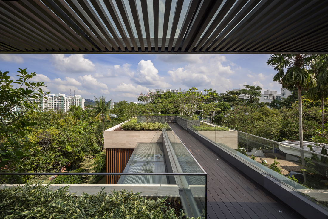 A Secret Garden House For Tropical Living