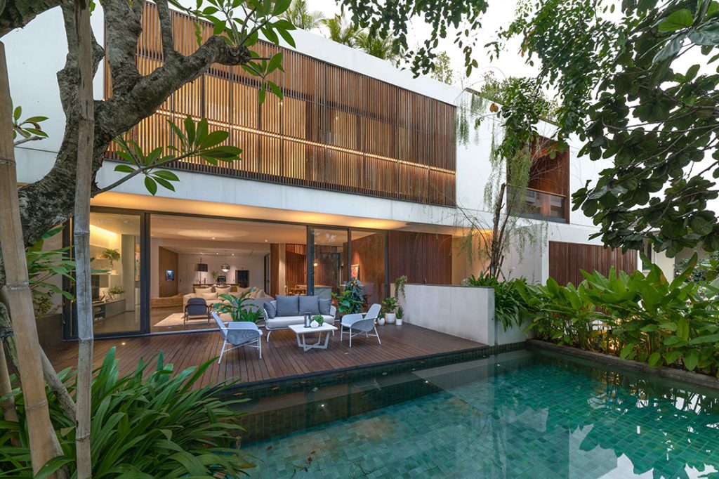 Rafael Miranti Architects, Private House in Permata Hijau, Jakarta, pool and rear facade