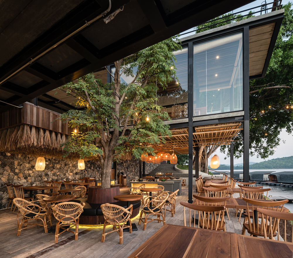 INDE_Shortlist_Z9-Resort_Dersyn-Studio_restaurant-courtyard