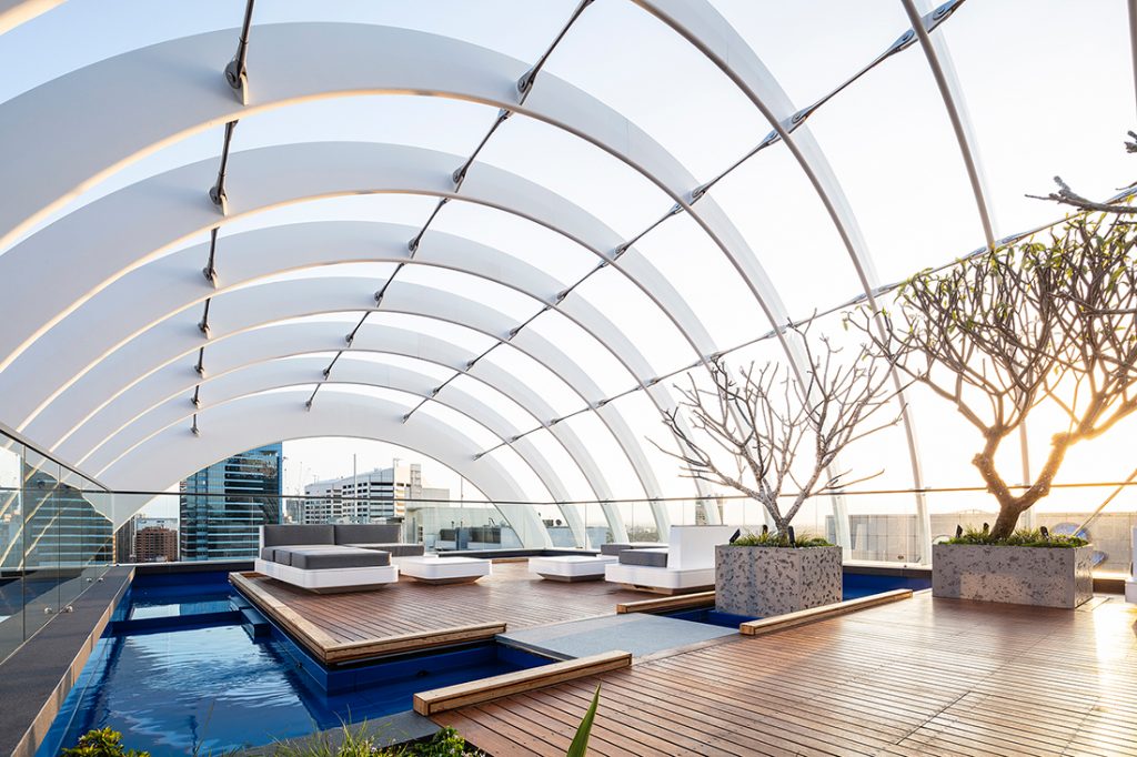 koichi_takada_architects_arc_rooftop_lounge_photo_by_tom_ferguson