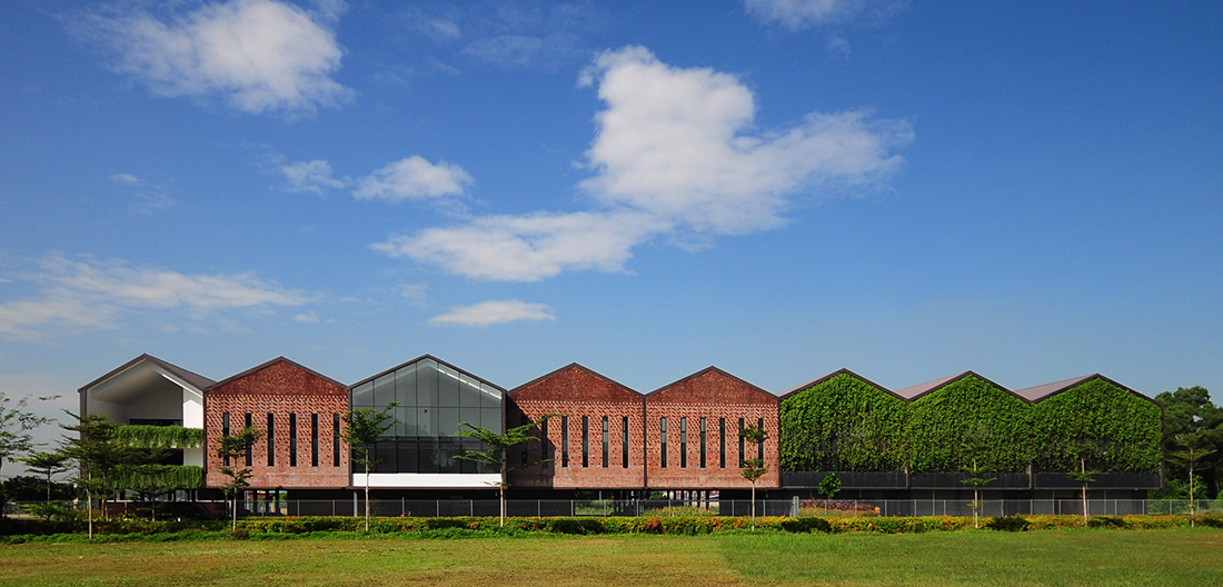 L Architects A-Series-of-Barns